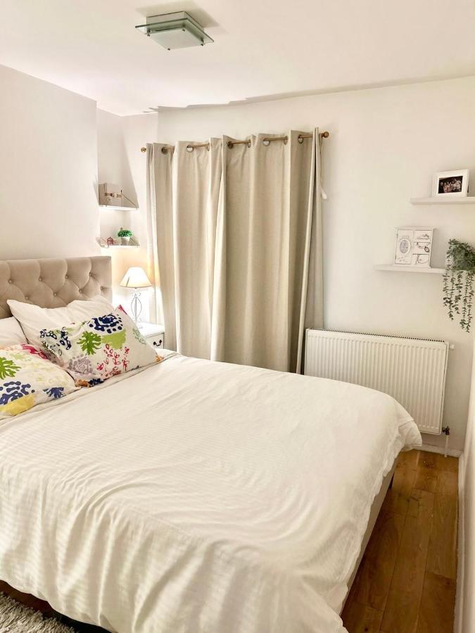 Charming 2 Beds In Chelsea By Earl'S Court Station Lägenhet London Exteriör bild